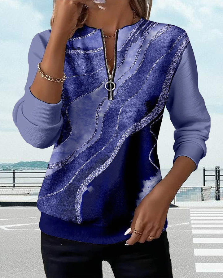 Retro-Inspired Half-Zip Sweatshirt with Vintage Print