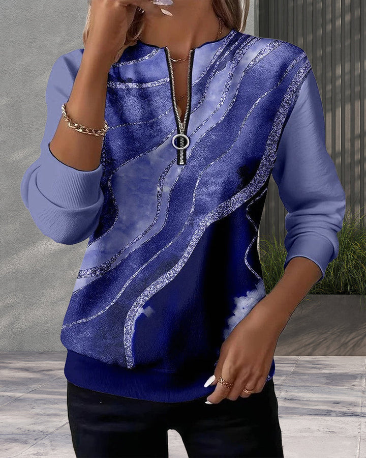 Retro-Inspired Half-Zip Sweatshirt with Vintage Print