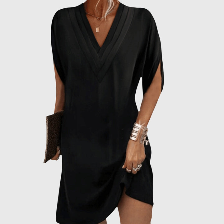 Annie | Chic Concealing Dress