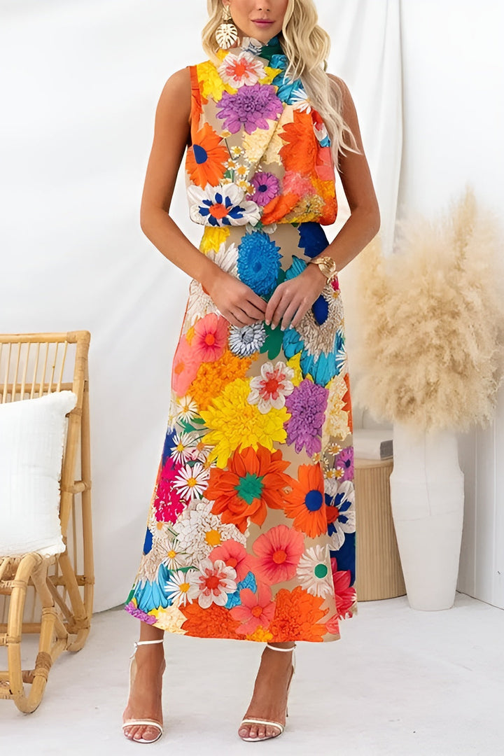 Floral Print Maxi Dress with Sleeveless Tie Neck and Waist Detail for Summer