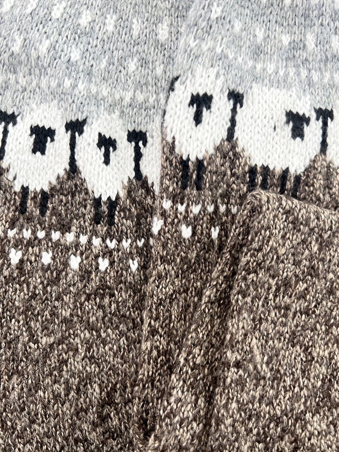 Nordic™ | Chic Winter Sweater with Sheep Jacquard Pattern