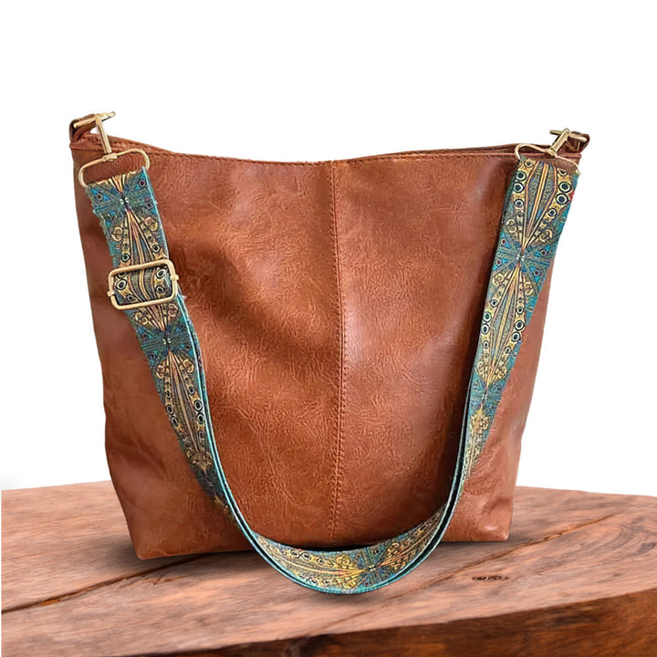 Linda - Classic Leather Shoulder Bag with Vintage Appeal