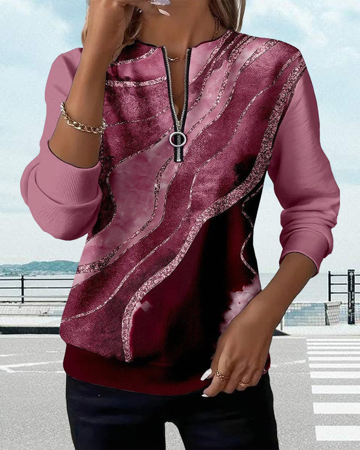 Retro-Inspired Half-Zip Sweatshirt with Vintage Print