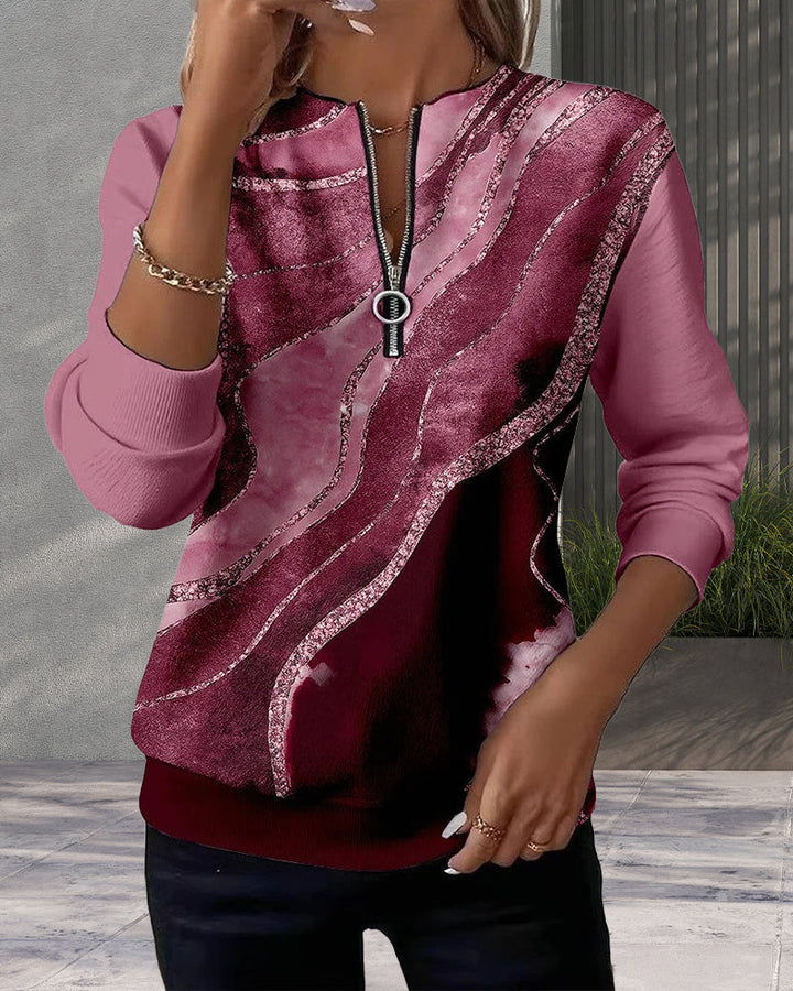 Retro-Inspired Half-Zip Sweatshirt with Vintage Print