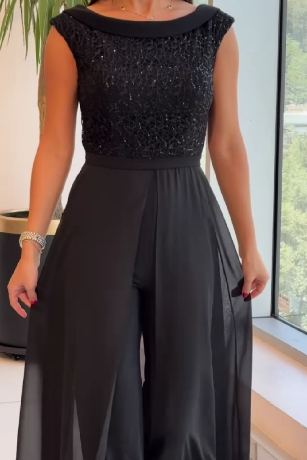 Valeria | Timeless Sleeveless Jumpsuit