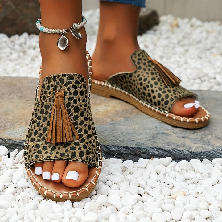 LORRAINE | Comfortable Orthopedic Sandals for Everyday Wear