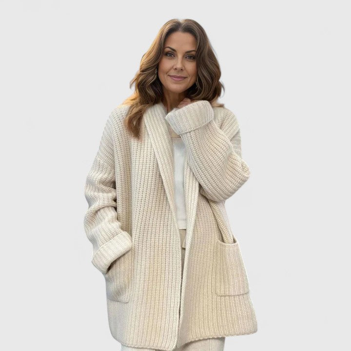 Jan | Cozy Cardigan for Ultimate Comfort