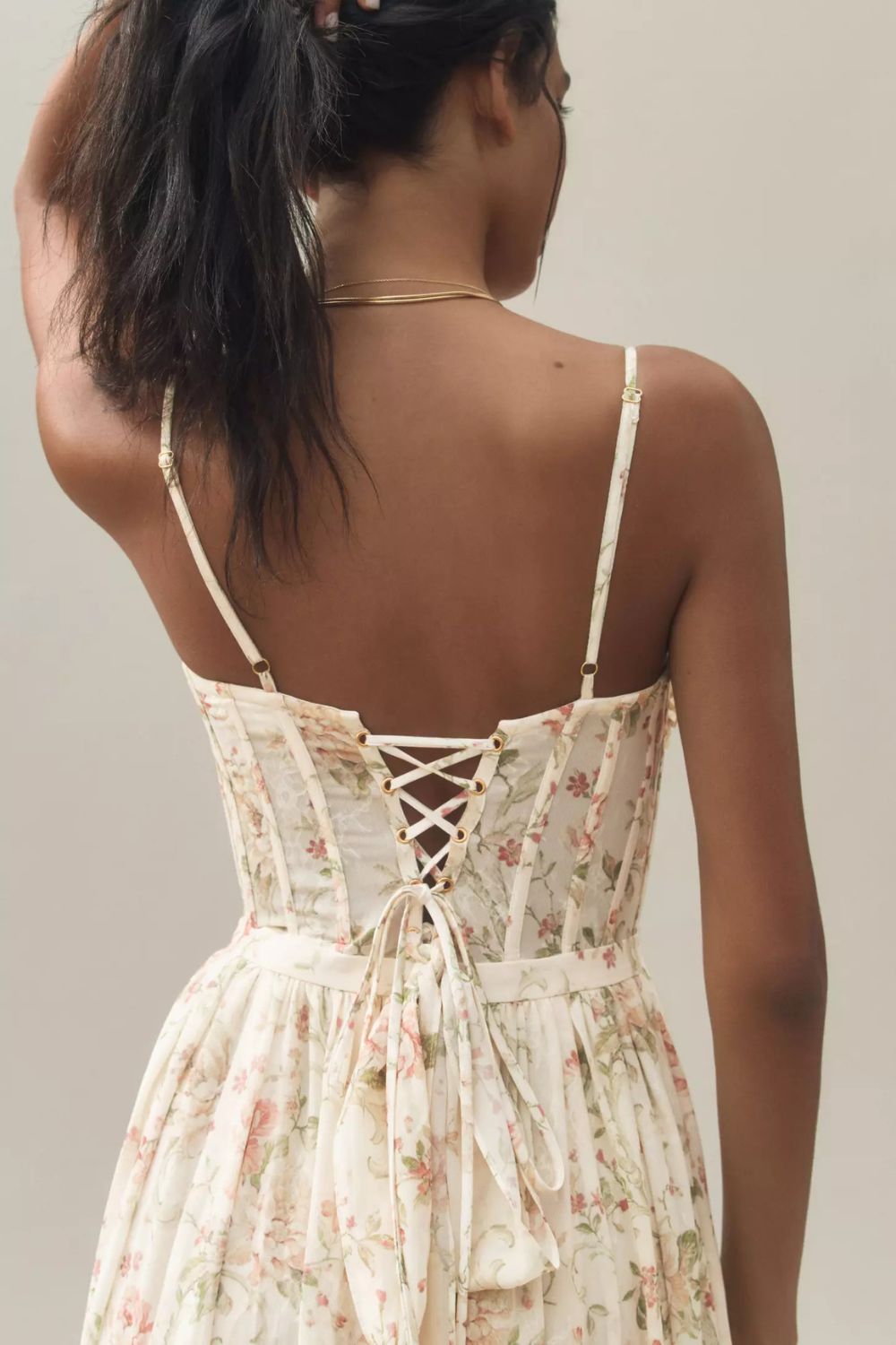 Alira | Chic Floral Dress for Summer
