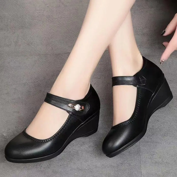 Lydia – Stylish Mid-Heel Comfort Footwear