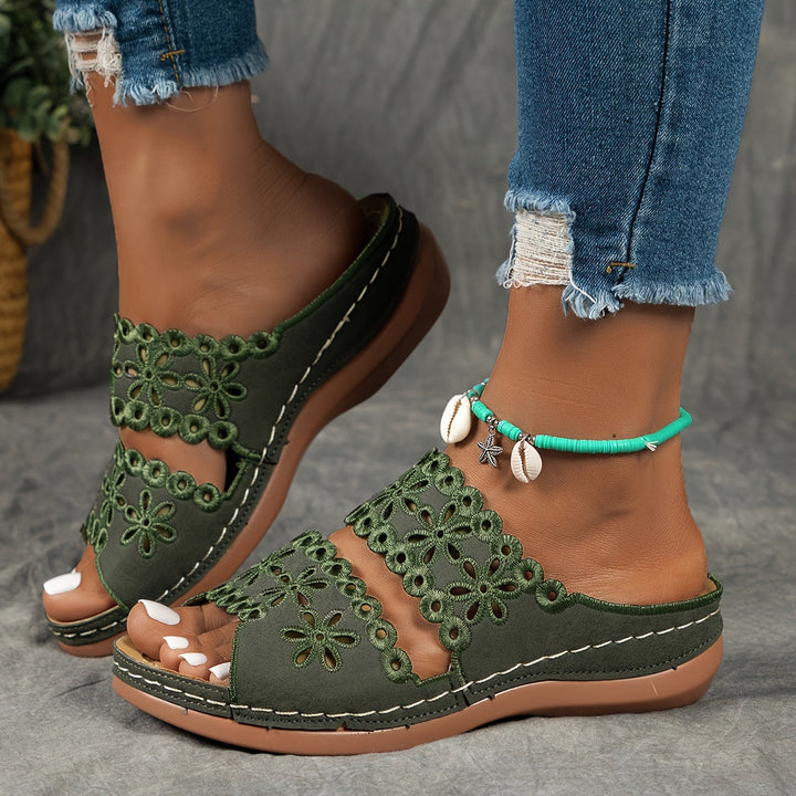 Levi | Chill Comfort Slippers