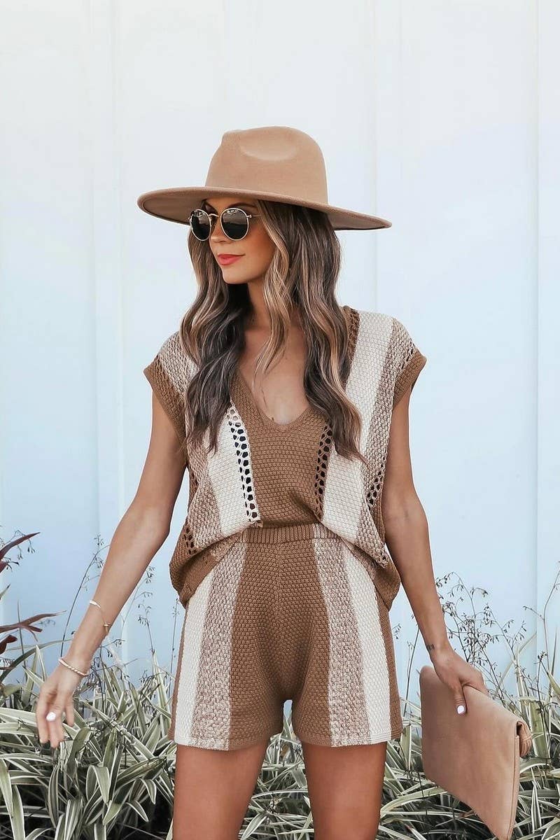 CASUAL SHORTS V-NECK KNITTED TOP TWO-PIECE SET