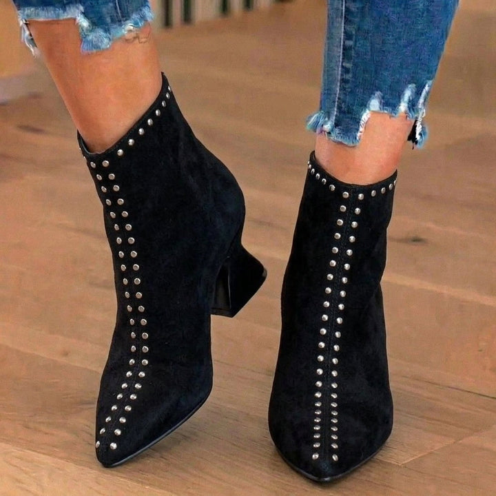Elegantly Designed Orthopedic Heels
