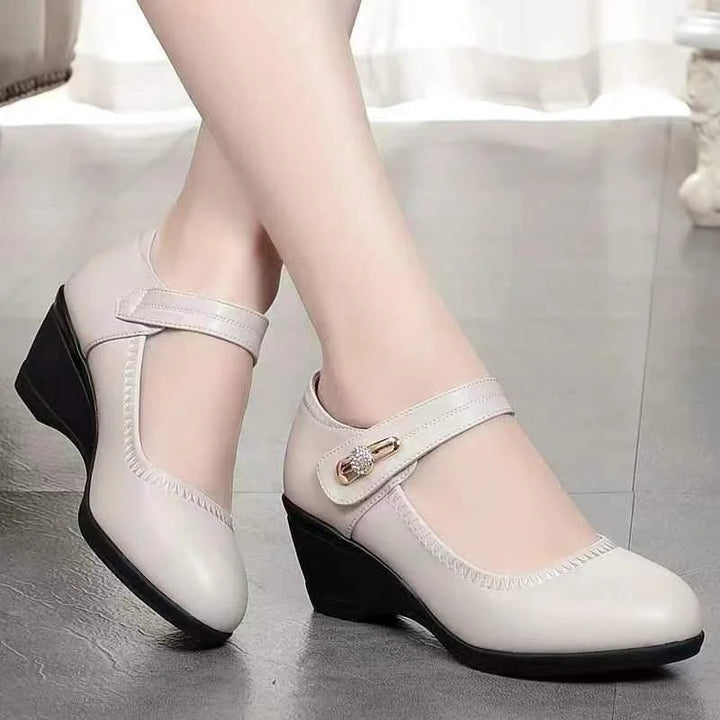 Lydia – Stylish Mid-Heel Comfort Footwear