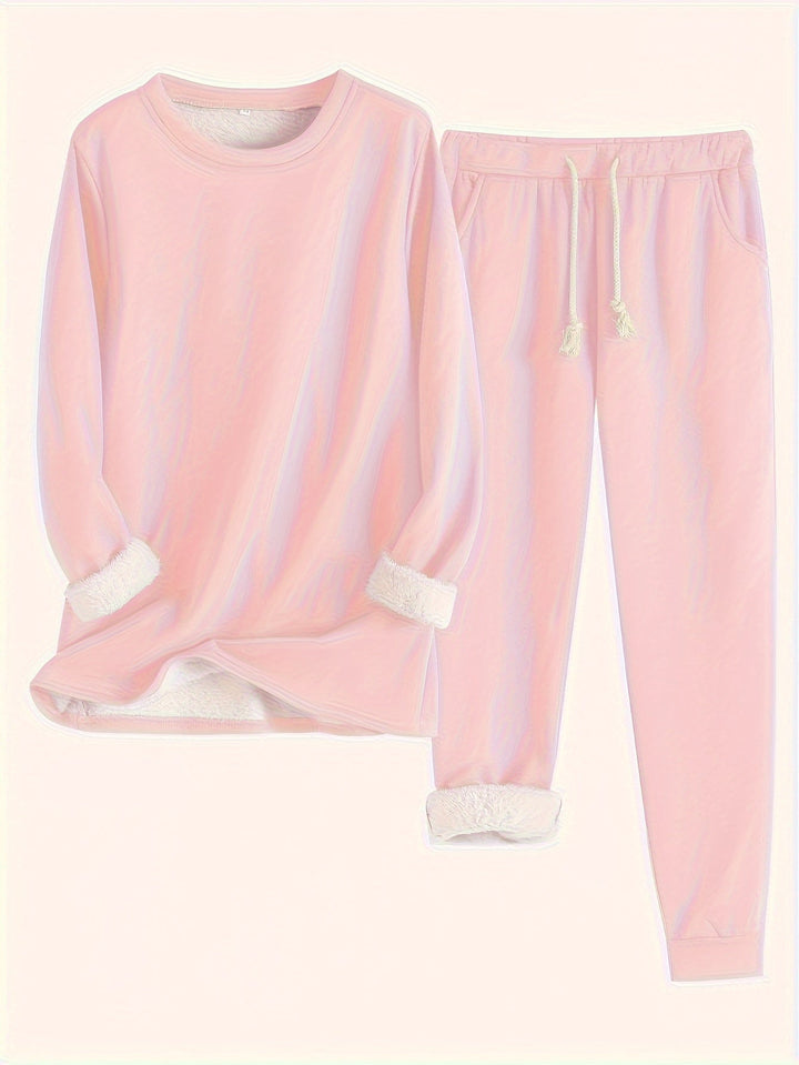 Ava | Cozy Ensemble