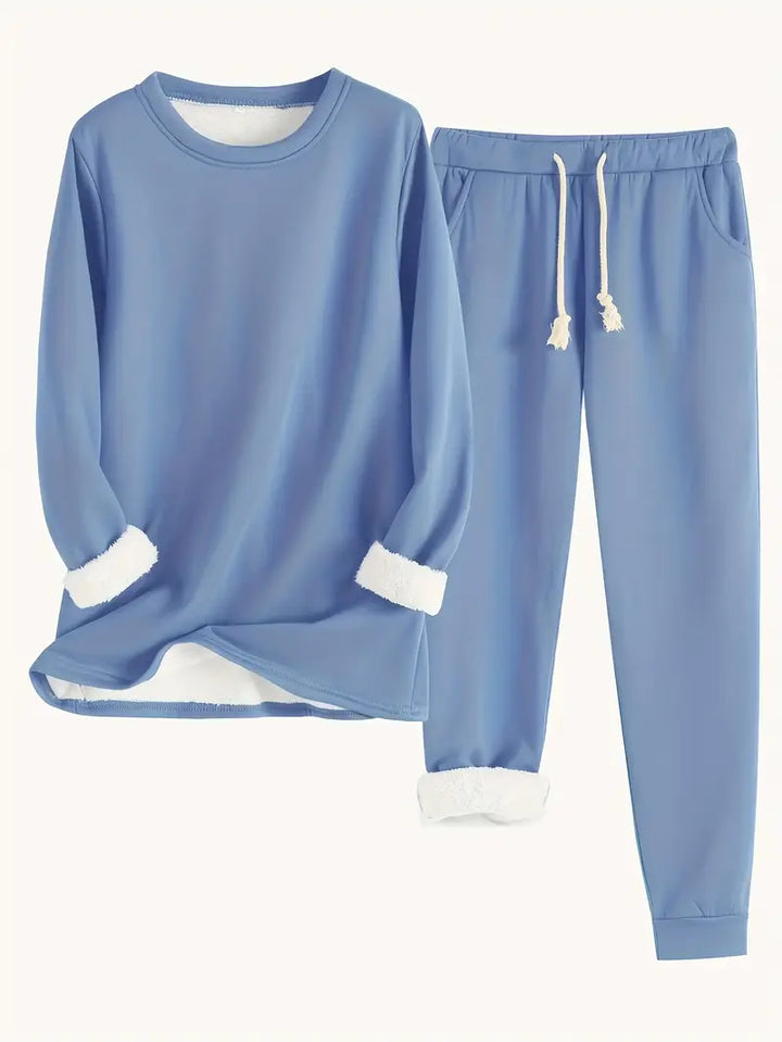 Ava | Cozy Ensemble