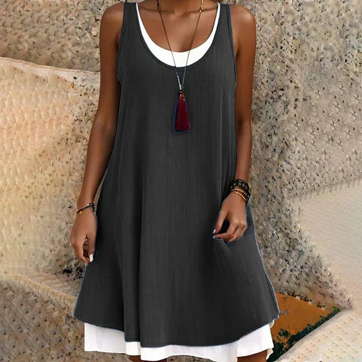 Cove | Sleeveless Midi Dress in Sunlit