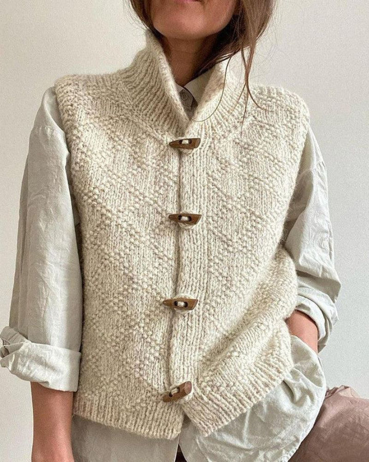 INGRID – Cozy Knit Sleeveless Cardigan