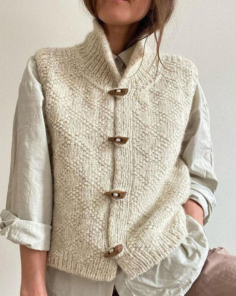 INGRID – Cozy Knit Sleeveless Cardigan