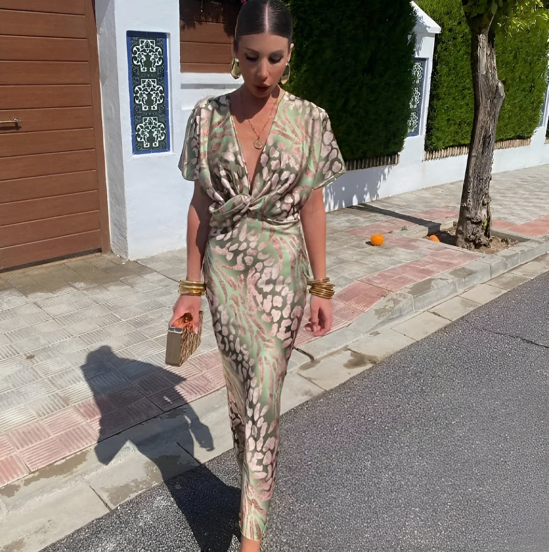 Alora - Elegant Maxi Dress