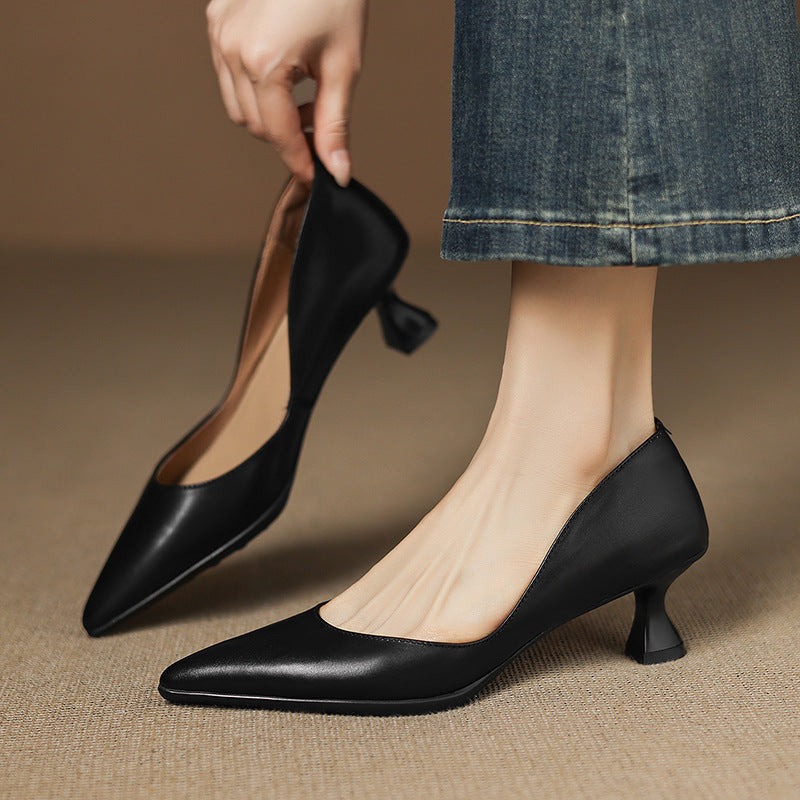 Calenne Leather Kitten Heels for Elegant Style