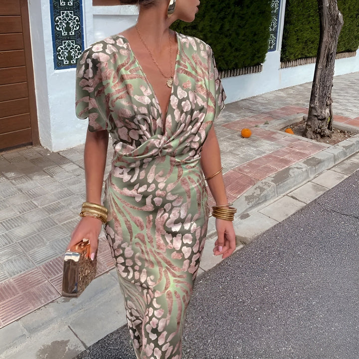 Alora - Elegant Maxi Dress