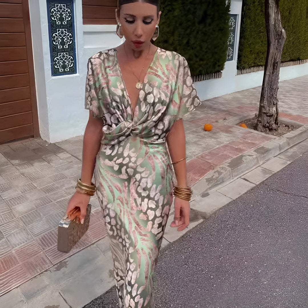 Alora - Elegant Maxi Dress
