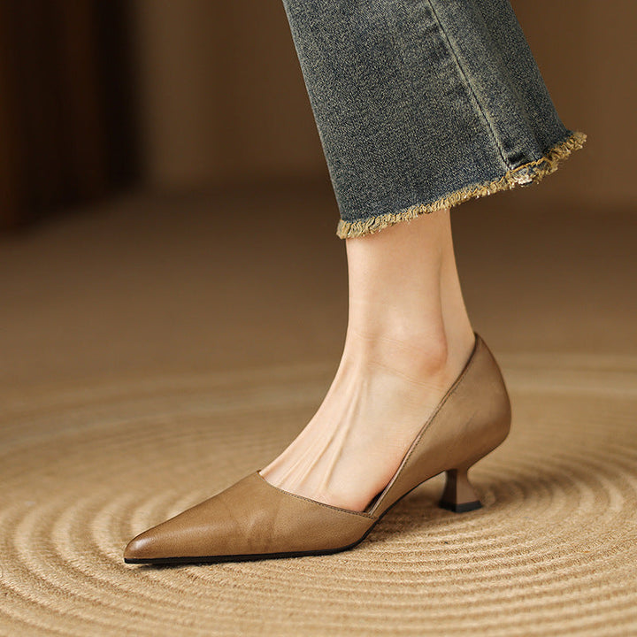 Ceyra Leather Kitten Heel Shoes