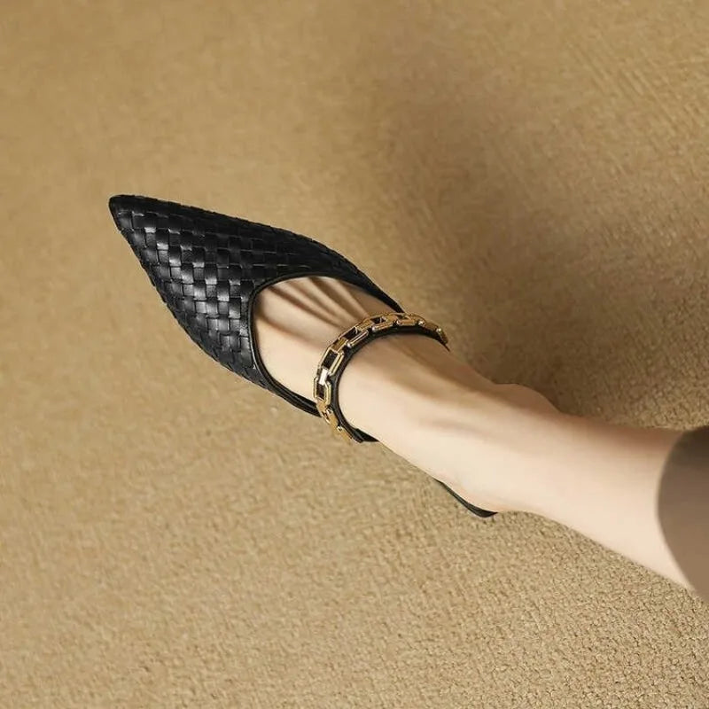 Delmira Elegant Pointed Slippers