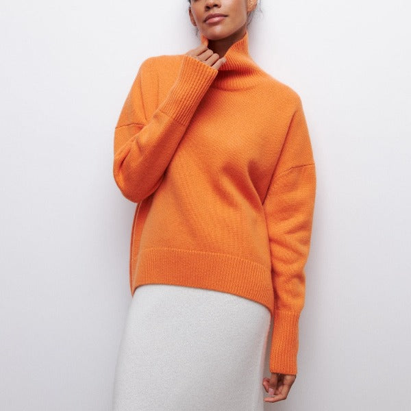 Noa | Chic Turtleneck Sweater