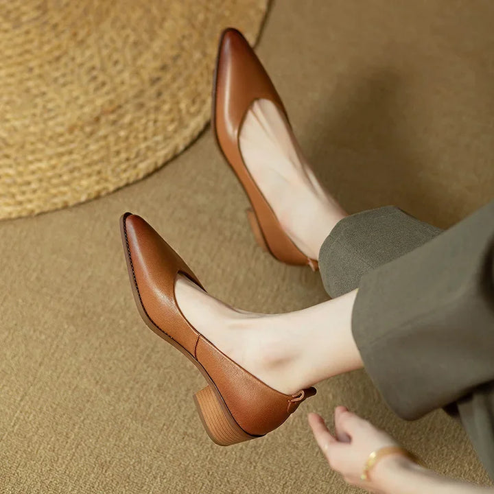 Helen Timeless Classic Pumps