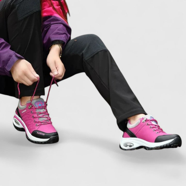 LESLIE | Cozy Sneakers for Ultimate Comfort