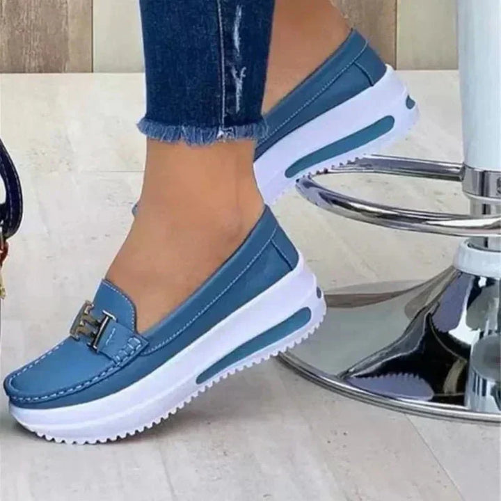 Pat | Stylish Orthopedic Footwear