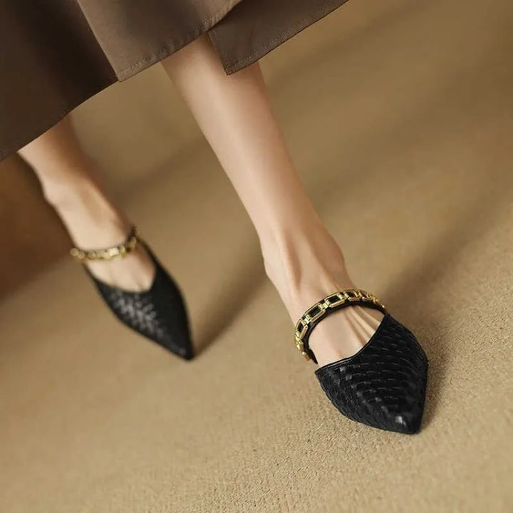 Delmira Elegant Pointed Slippers