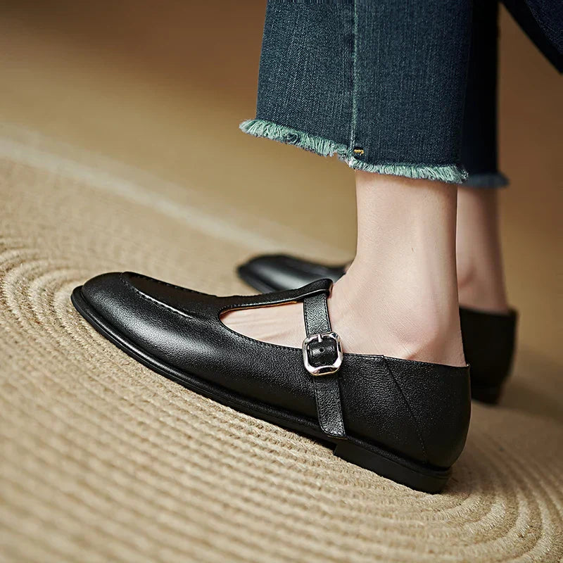 Selvana Low Heel Pumps