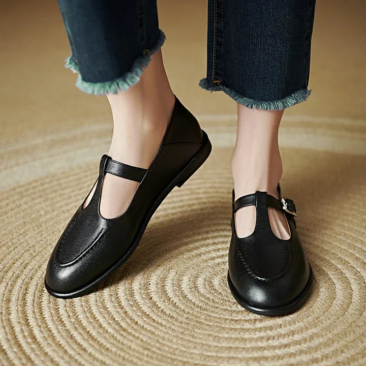 Selvana Low Heel Pumps