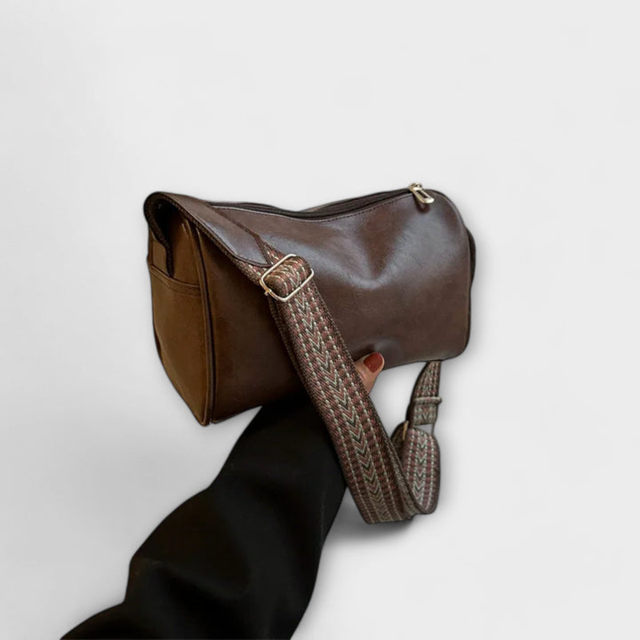 Olivia - Retro-Inspired Crossbody Bag