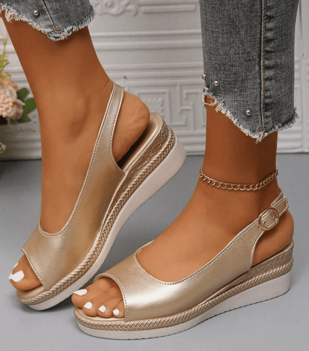 ORAYANA – COMFORTABLE ORTHOPEDIC SANDALS