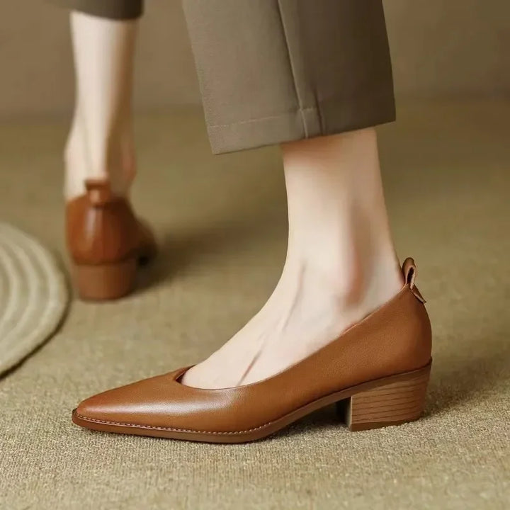 Helen Timeless Classic Pumps
