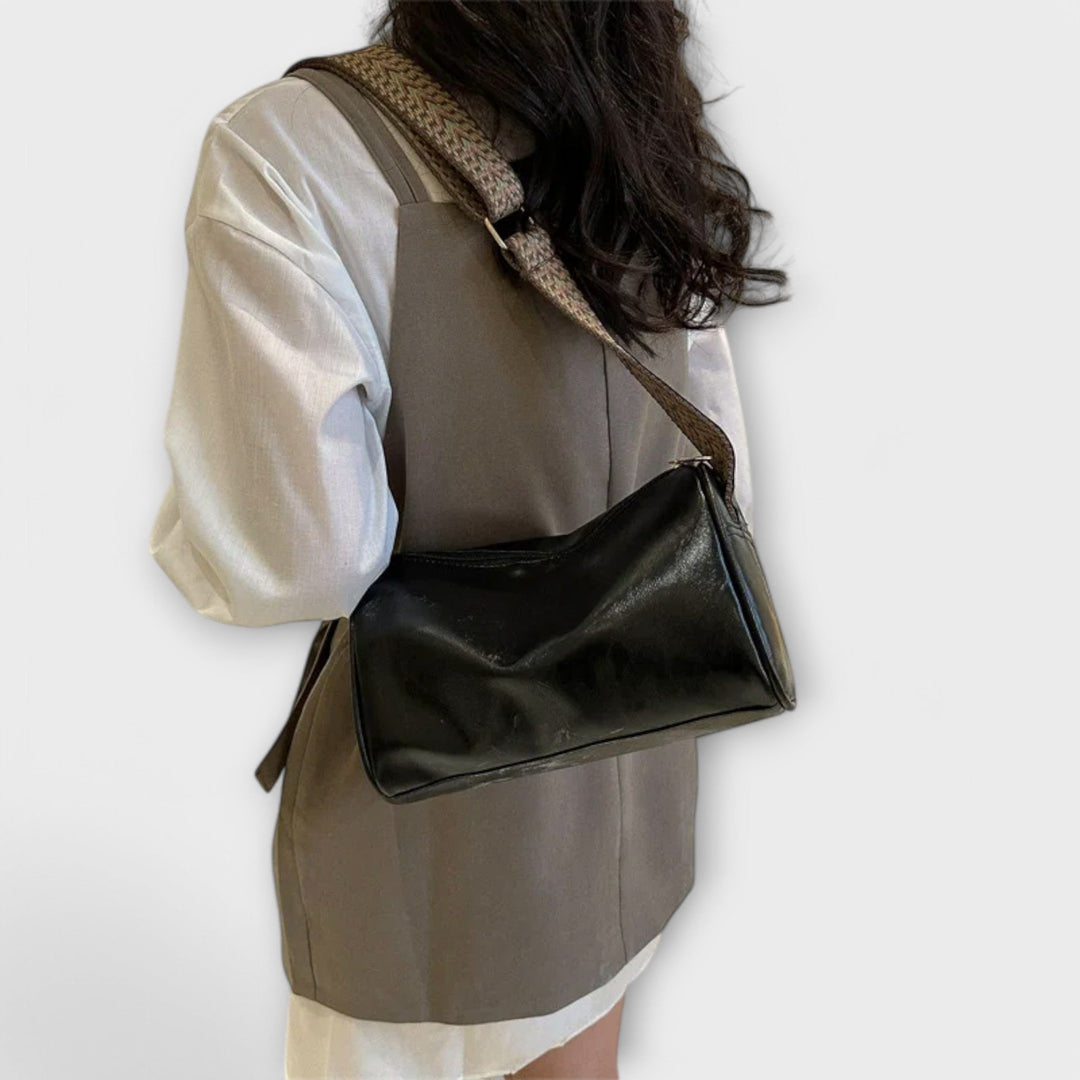 Olivia - Retro-Inspired Crossbody Bag