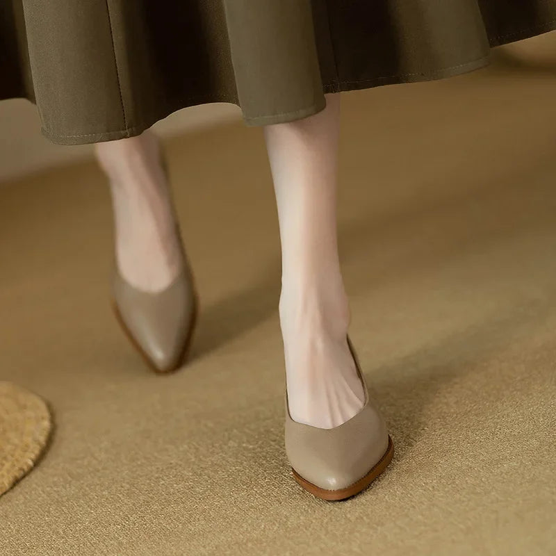 Helen Timeless Classic Pumps