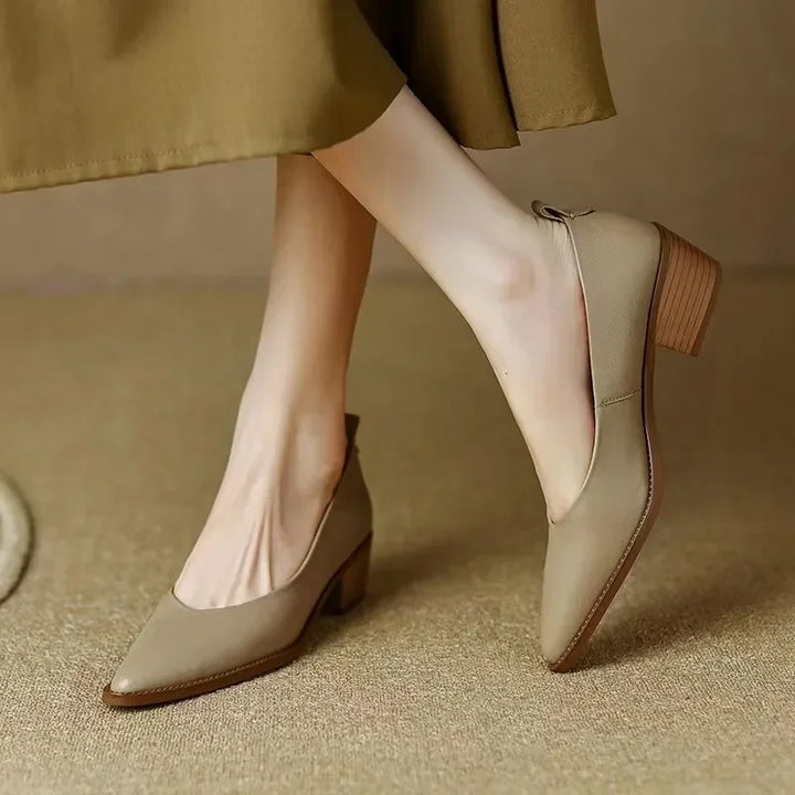 Helen Timeless Classic Pumps