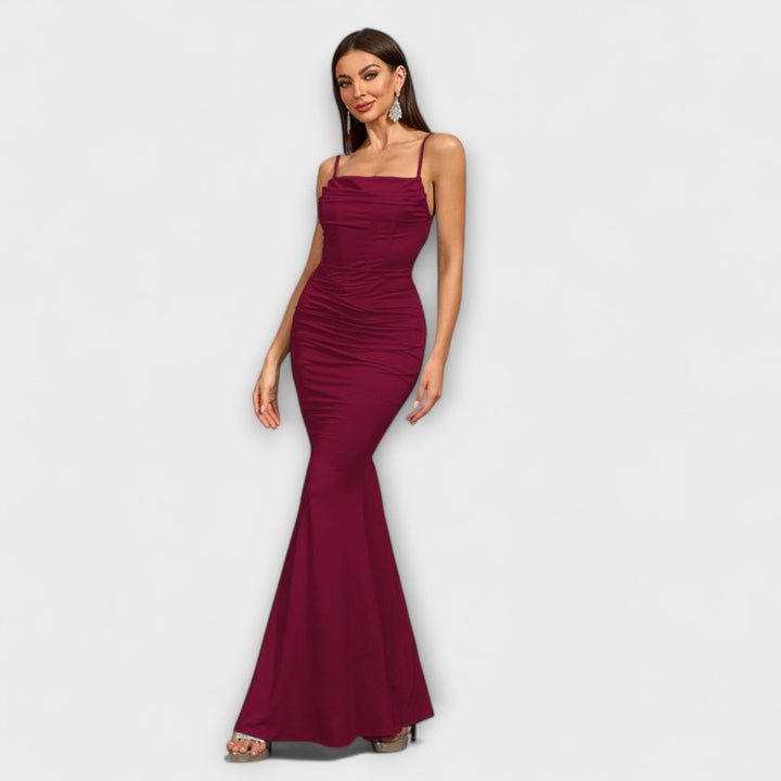 Callie - Chic Ruffled Dress