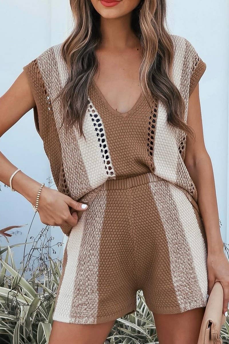 CASUAL SHORTS V-NECK KNITTED TOP TWO-PIECE SET