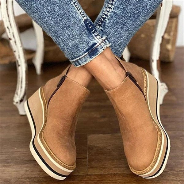 ALEXANDRA - STYLISH WATER-RESISTANT BOOTS