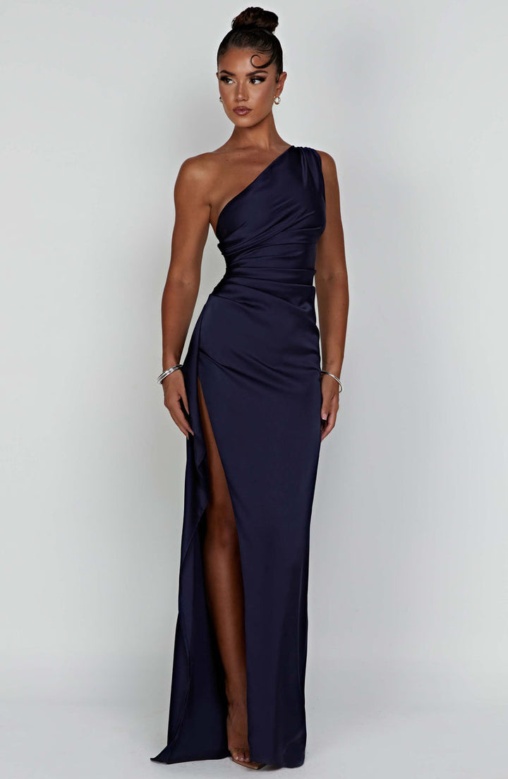 Avery – Elegant Printed Flow Dress
