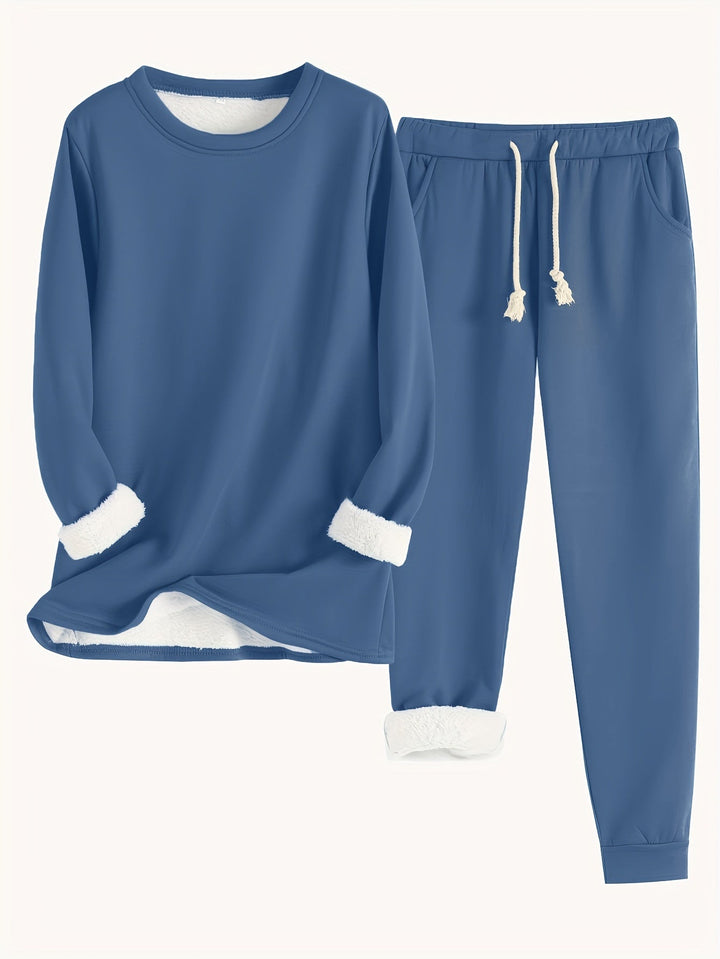 Ava | Cozy Ensemble