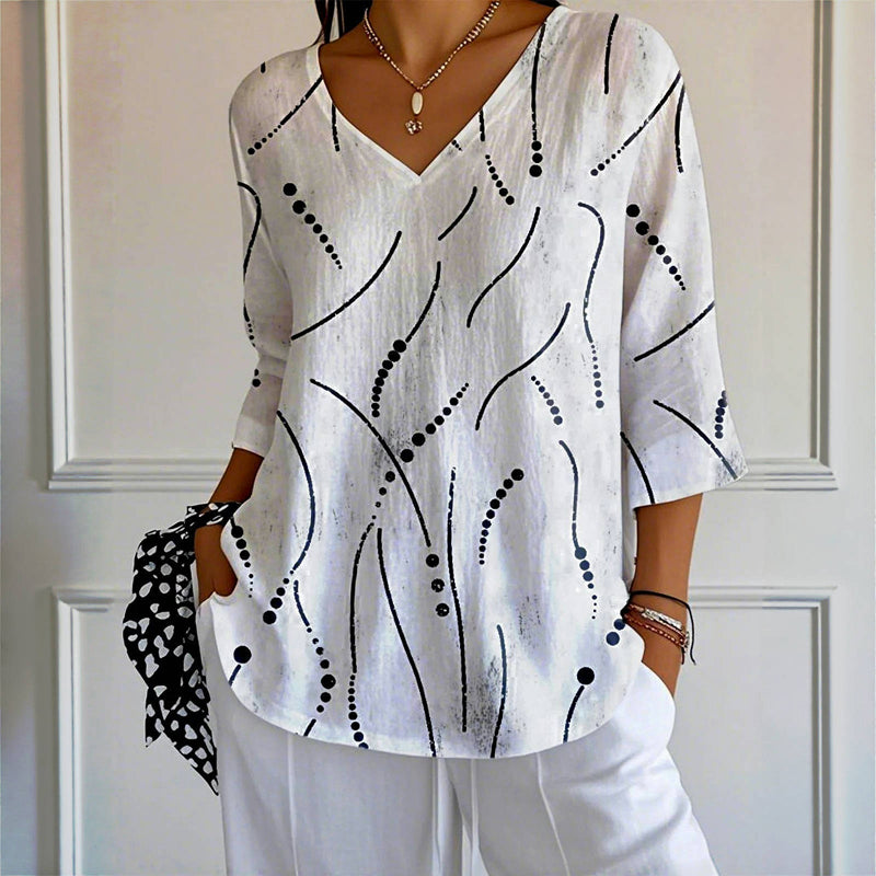 Charming Flowy Blouse for Weekend Wear