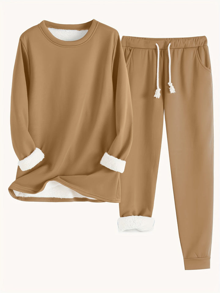 Ava | Cozy Ensemble