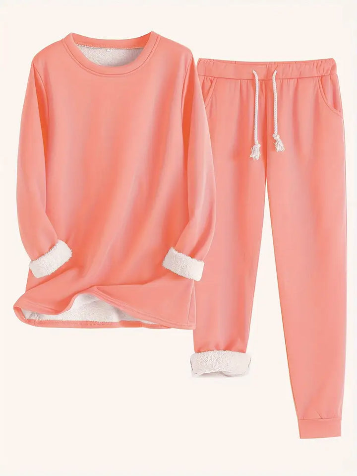 Ava | Cozy Ensemble