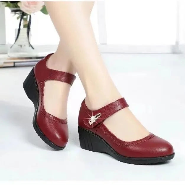 Lydia – Stylish Mid-Heel Comfort Footwear